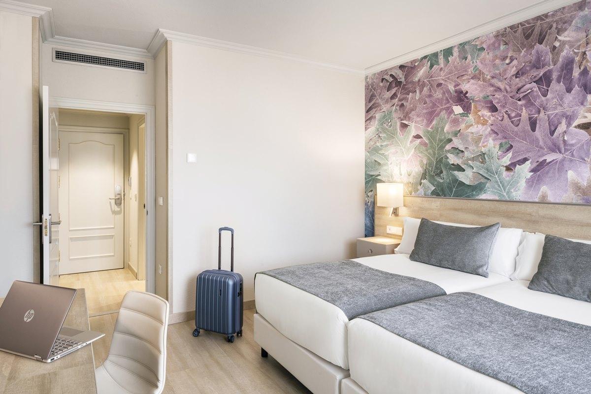 Salles Ciutat Del Prat Barcelona Airport Ел Прат де Льобрегат Екстериор снимка